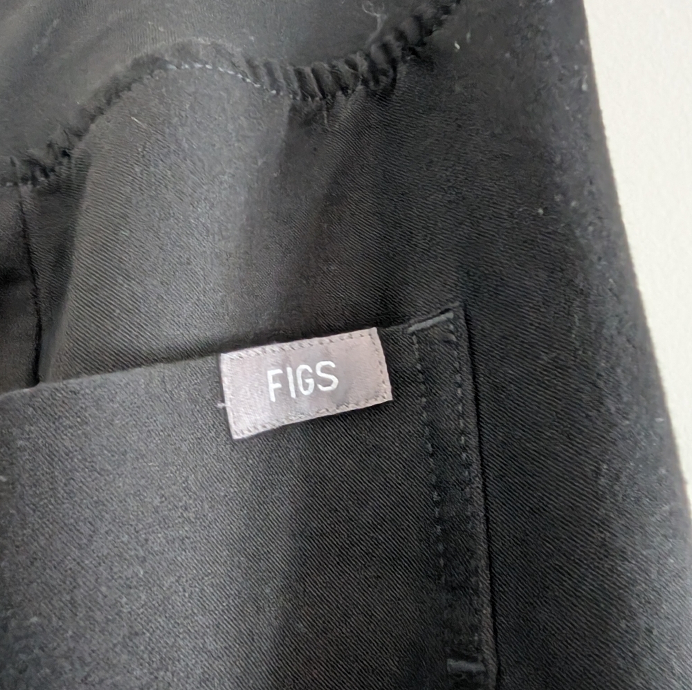 Figs High Waisted Zamora - Jogger Scrub Pant™ in Black Size Large - Picture 6 of 7
